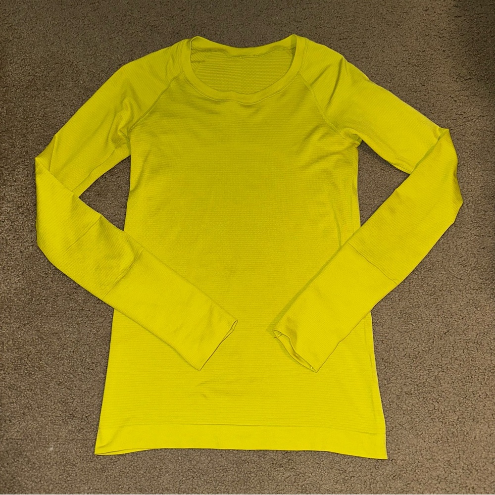 Lululemon longsleeve top